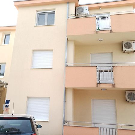 Apartman Dm Τρογκίρ Εξωτερικό φωτογραφία